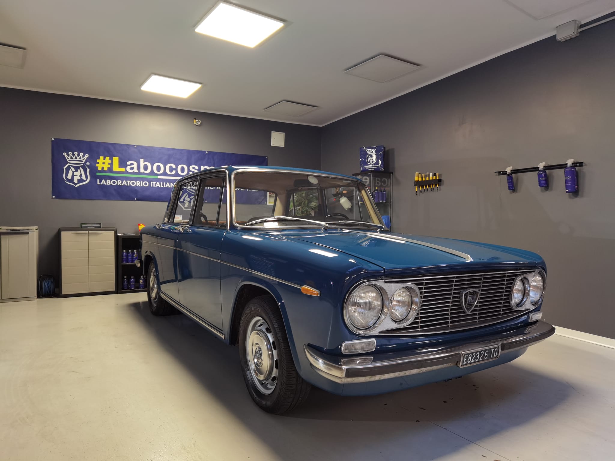 
								LANCIA FULVIA BERLINA 1.3 1971 full									