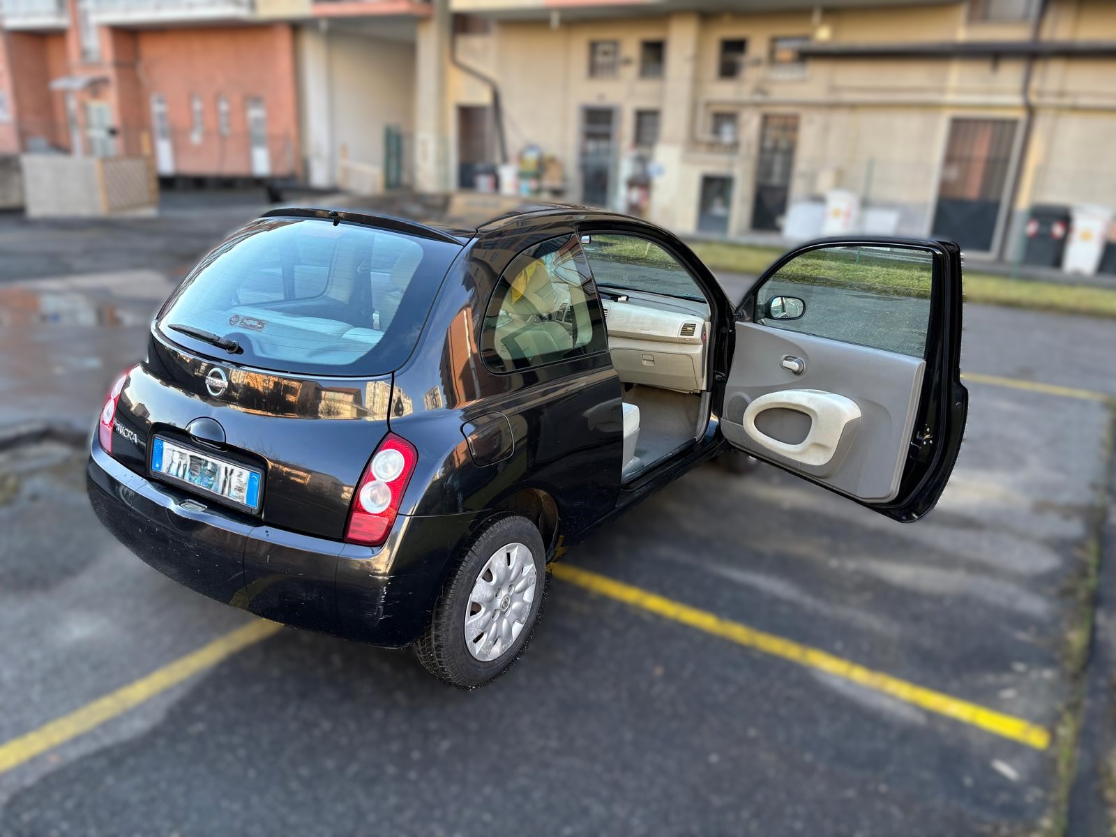 
								NISSAN MICRA MK3 1.0 VISIA full									