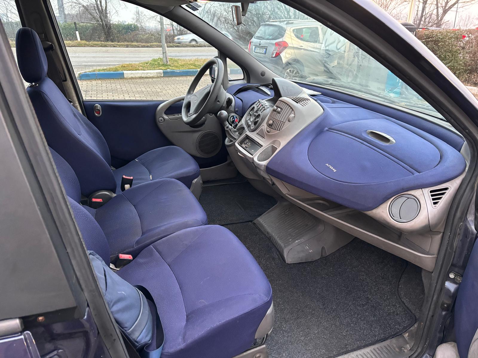 
								FIAT MULTIPLA PRIMA SERIE 1.9 JTD full									