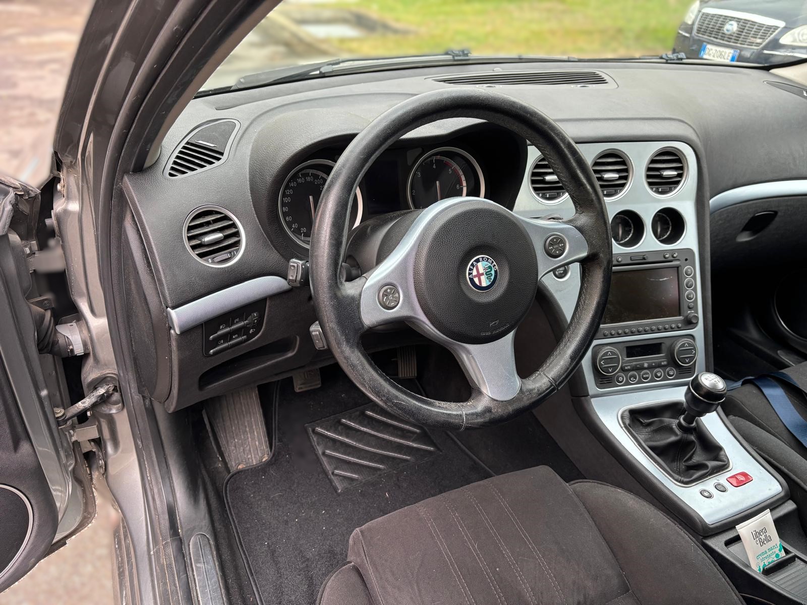 
								ALFA ROMEO 159 SPORTWAGON EXCLUSIVE full									