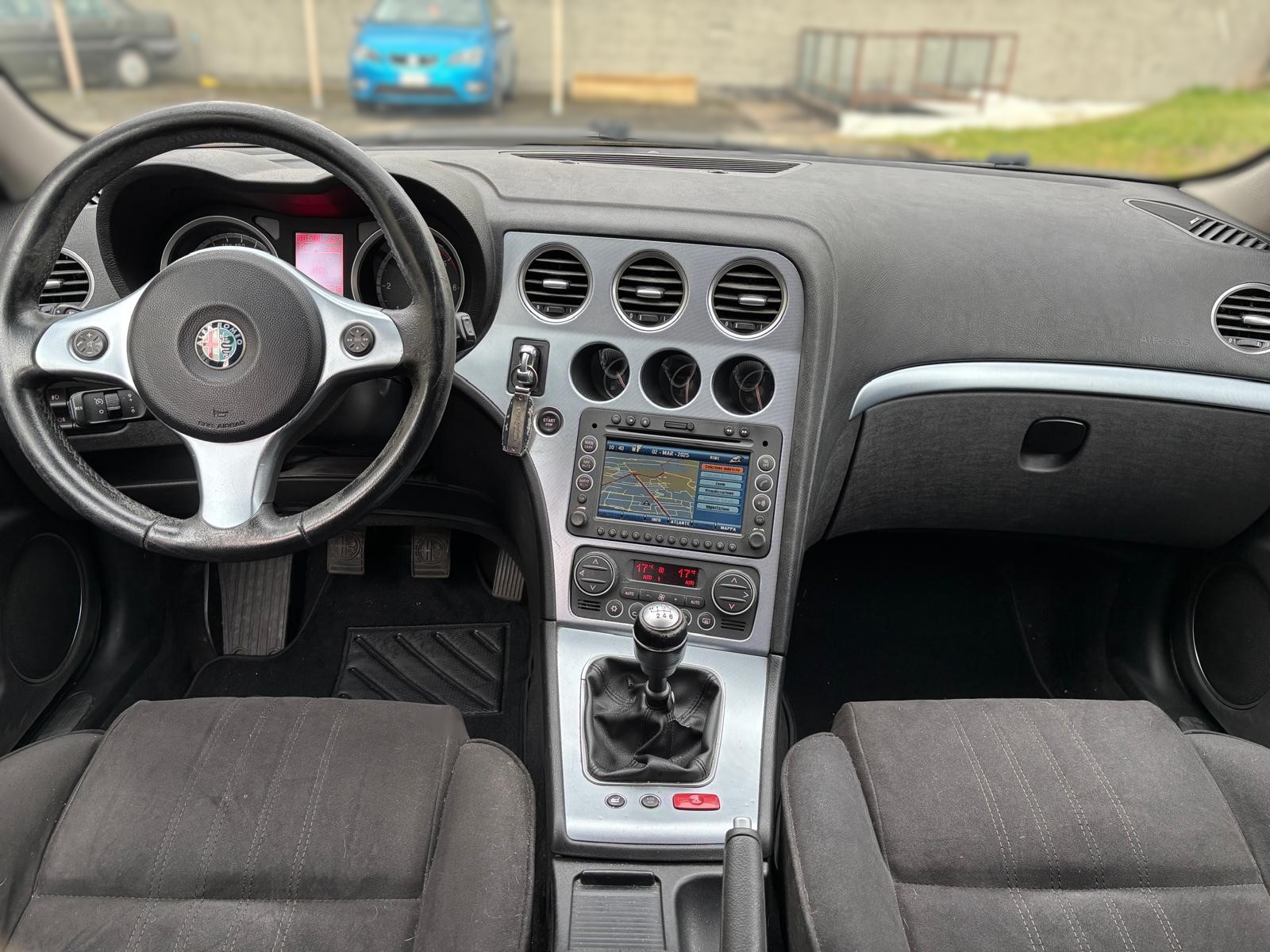 
								ALFA ROMEO 159 SPORTWAGON EXCLUSIVE full									