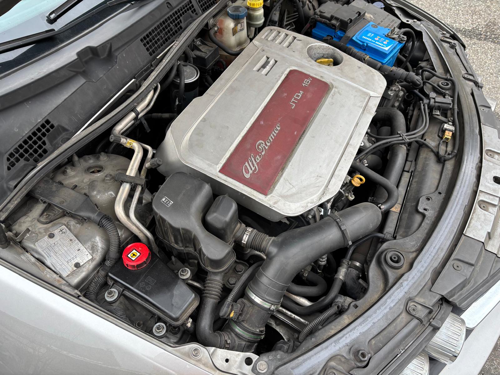 
								ALFA ROMEO 159 SPORTWAGON EXCLUSIVE full									