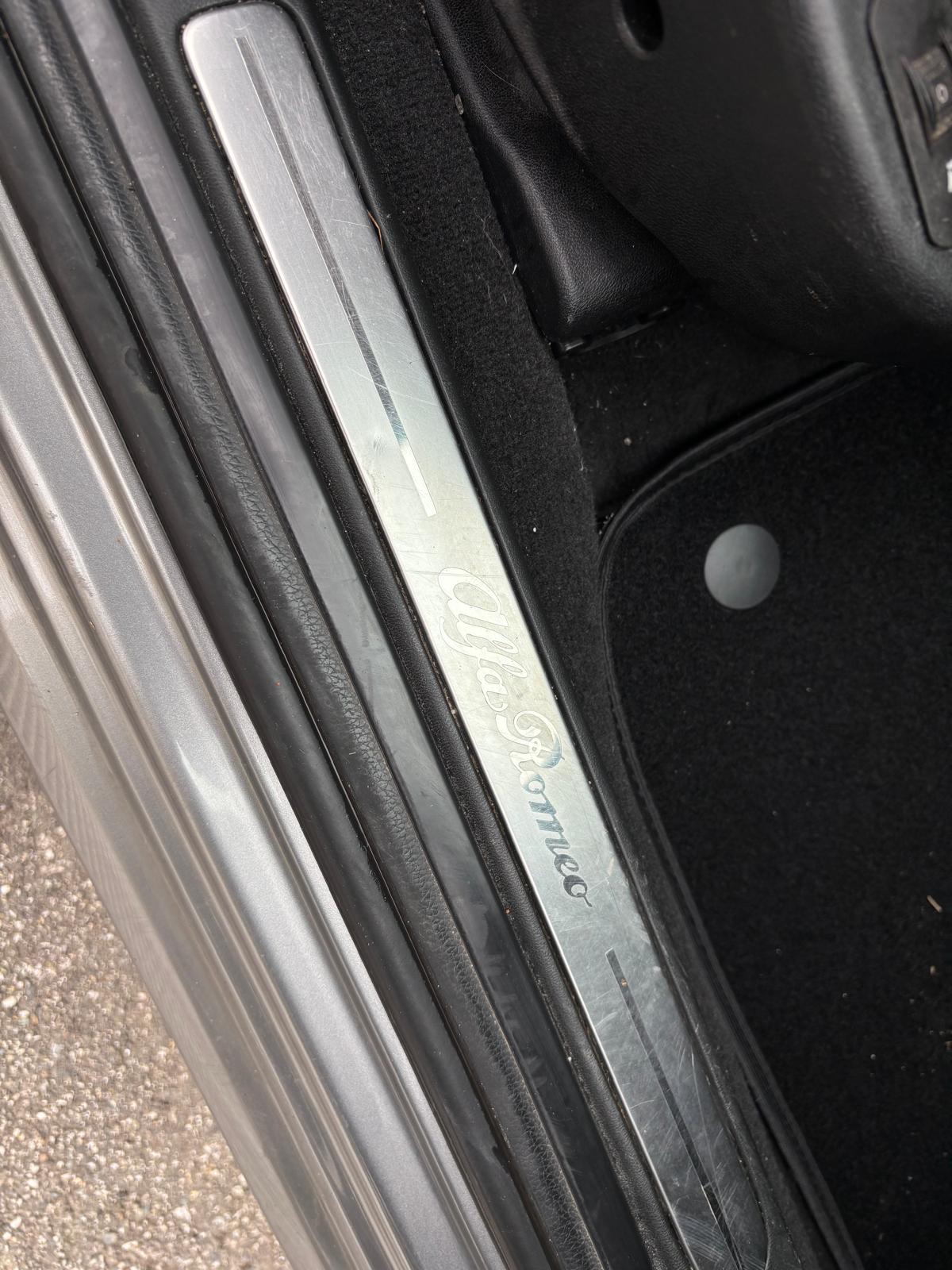 
								ALFA ROMEO 159 SPORTWAGON EXCLUSIVE full									