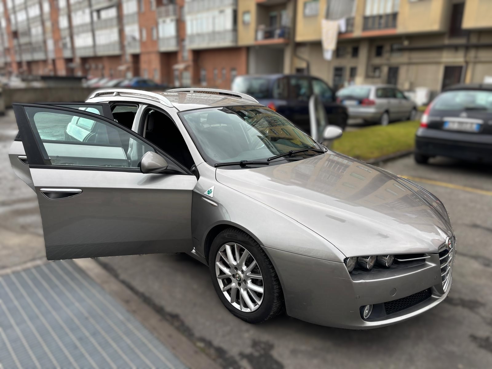 
								ALFA ROMEO 159 SPORTWAGON EXCLUSIVE full									