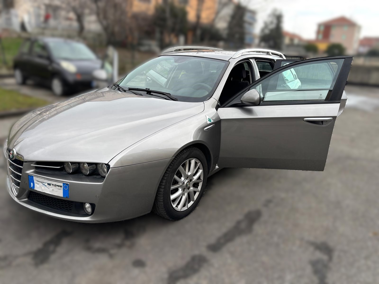 
								ALFA ROMEO 159 SPORTWAGON EXCLUSIVE full									