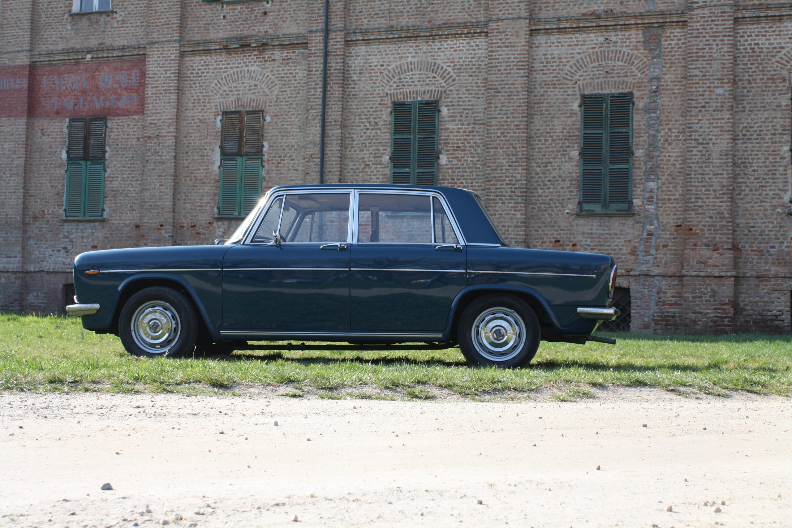 
								LANCIA FULVIA BERLINA 1.3 1971 full									