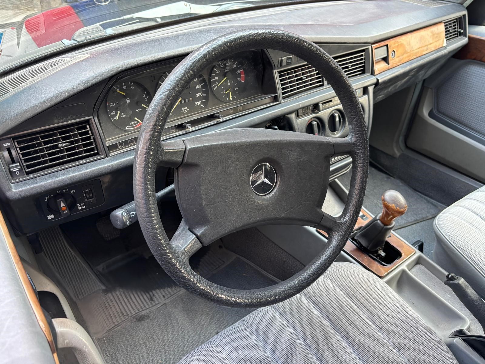 
								MERCEDES BENZ 190E 1986 – VETTURA STORICA – full									