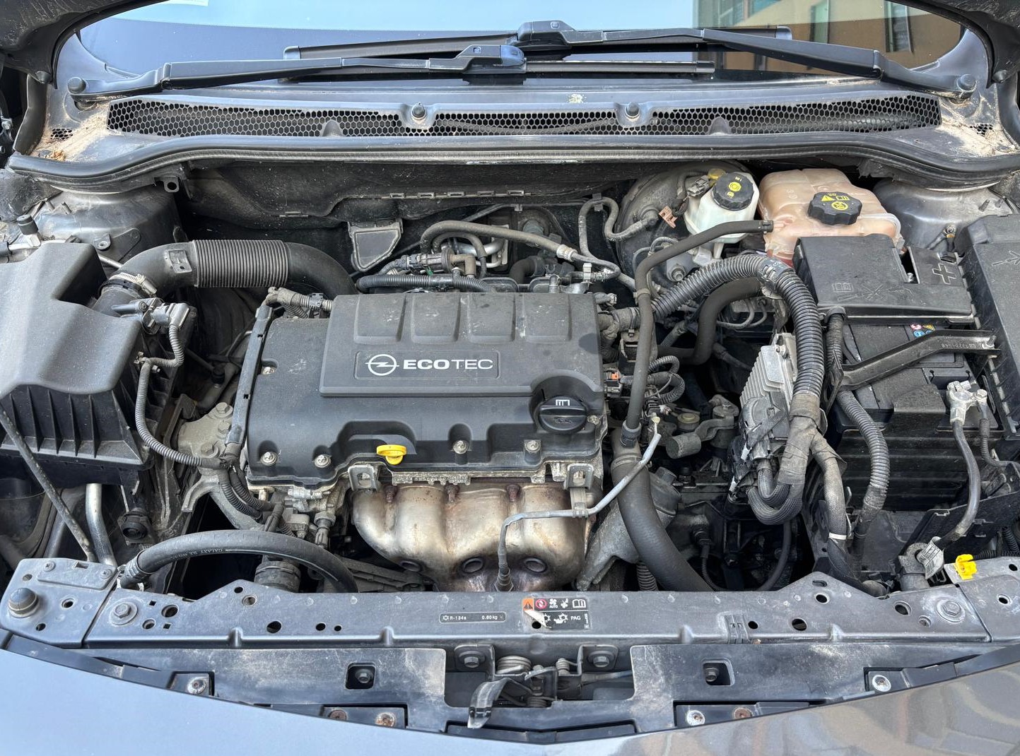 
								OPEL ASTRA SPORT TOURER full									