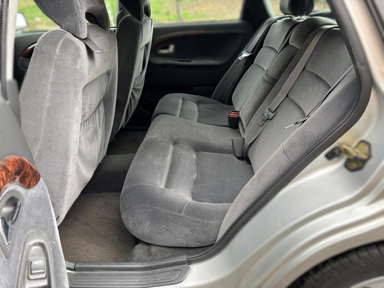 
								VOLVO V40 1.6 BENZINA ANNO 2000 full									
