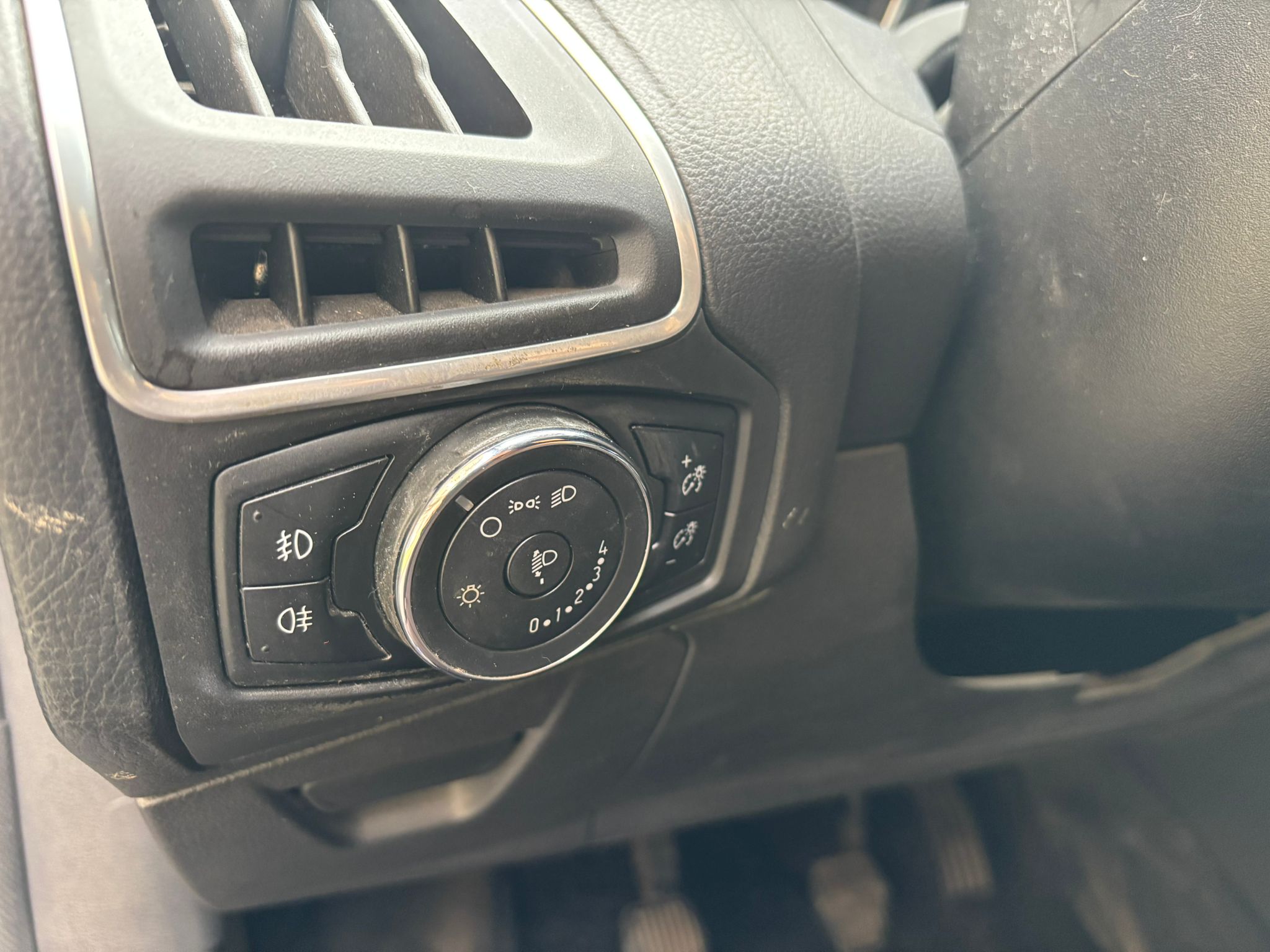 
								FORD FOCUS 1.6 GPL TITANIUM 2014 full									