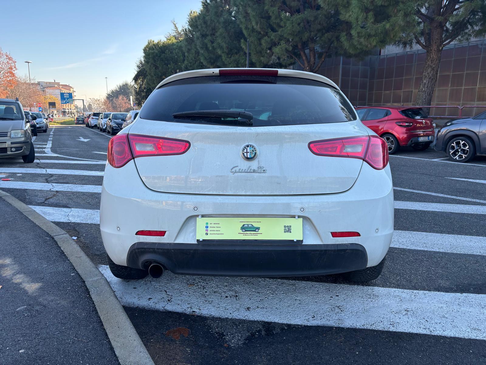 
								ALFA ROMEO GIULIETTA 1.4 TJET GPL 2012 full									