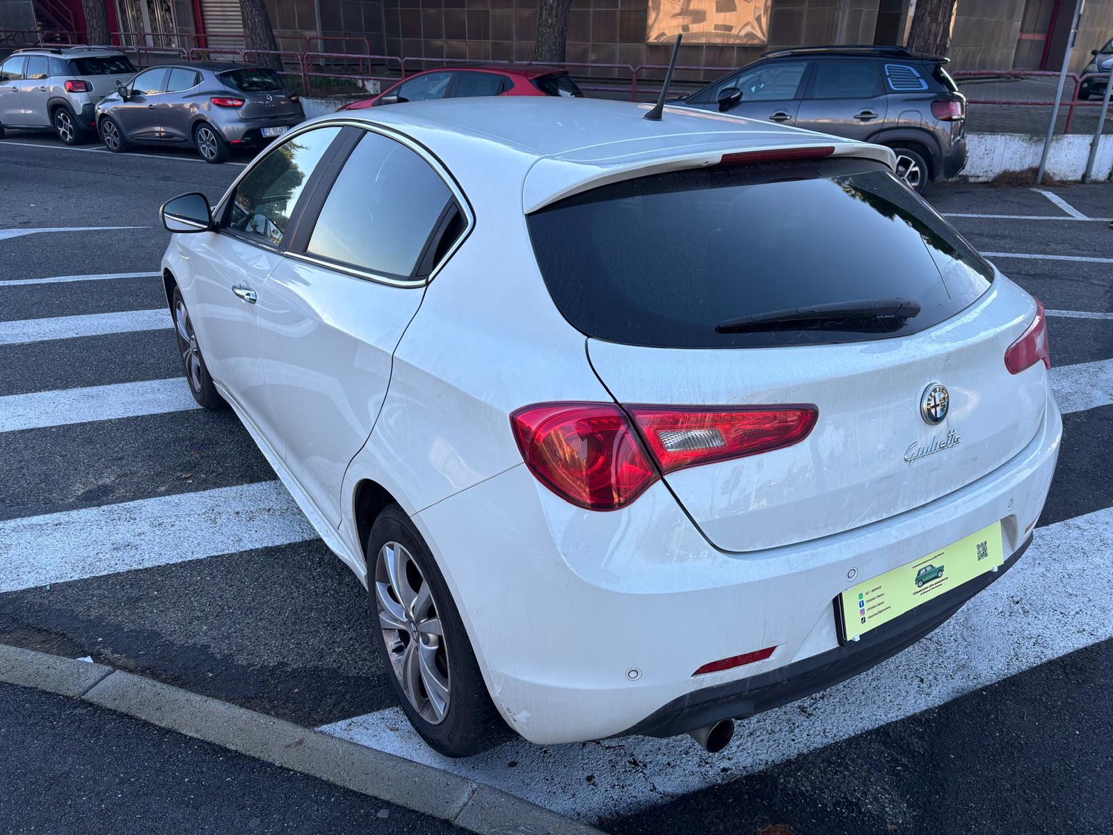 
								ALFA ROMEO GIULIETTA 1.4 TJET GPL 2012 full									