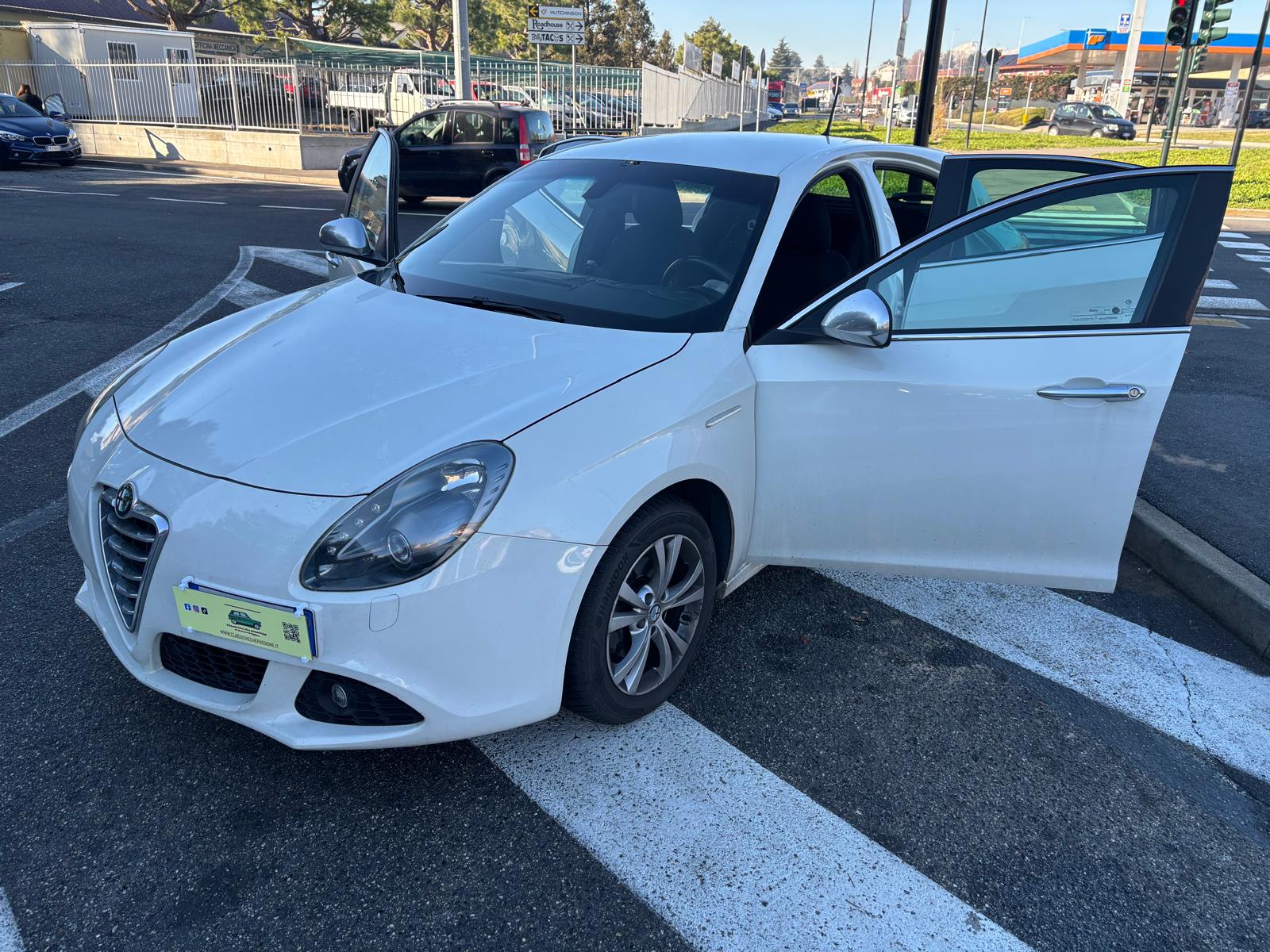 
								ALFA ROMEO GIULIETTA 1.4 TJET GPL 2012 full									