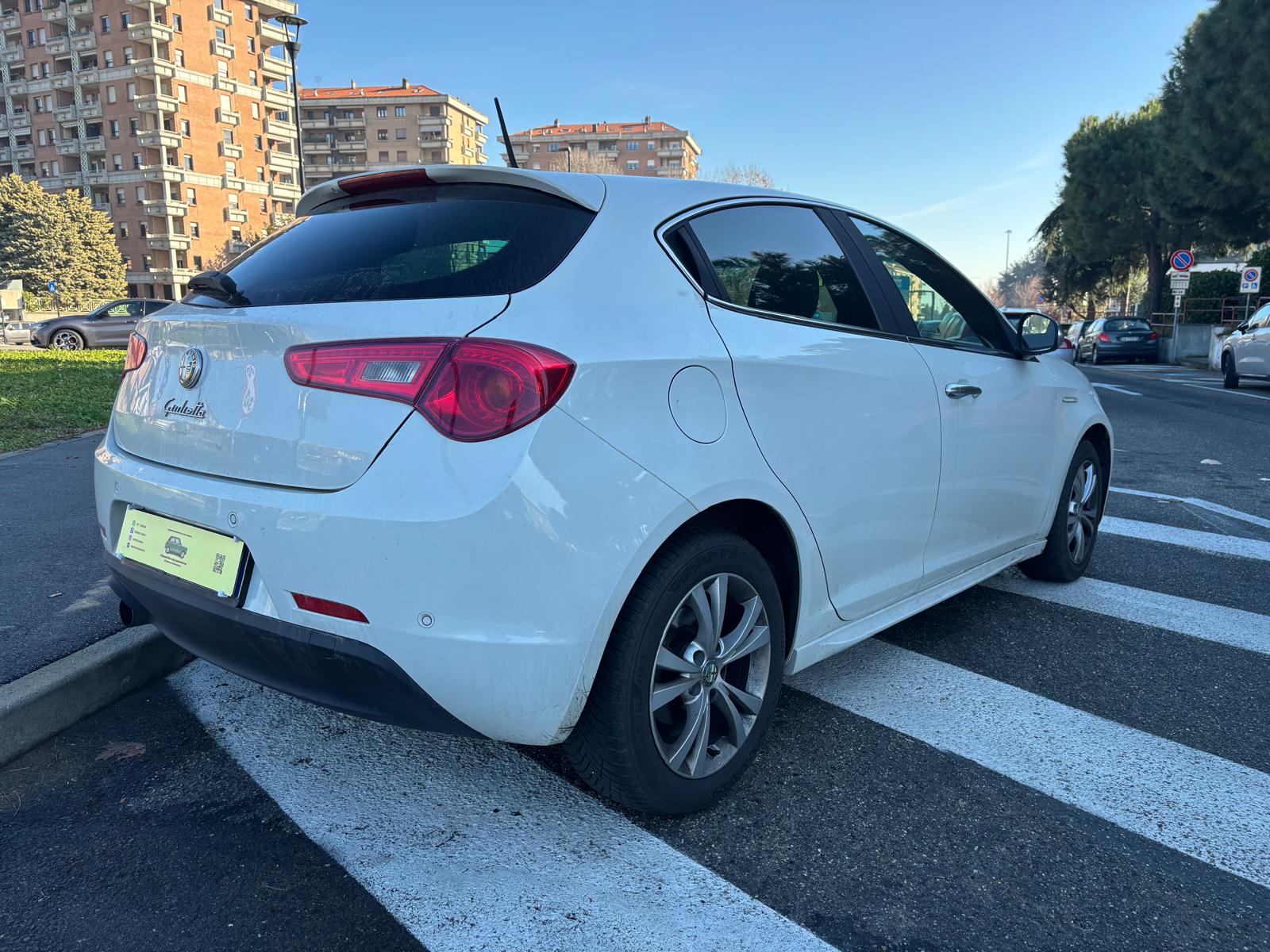 
								ALFA ROMEO GIULIETTA 1.4 TJET GPL 2012 full									