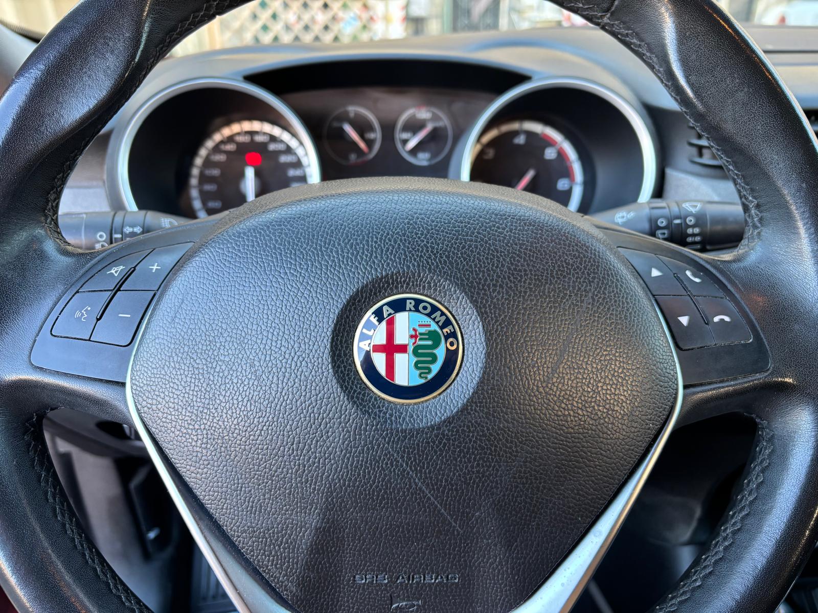 
								ALFA ROMEO GIULIETTA MY2014 1.6 MJT 105CV full									