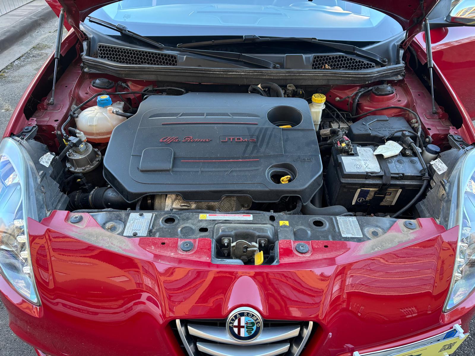 
								ALFA ROMEO GIULIETTA MY2014 1.6 MJT 105CV full									