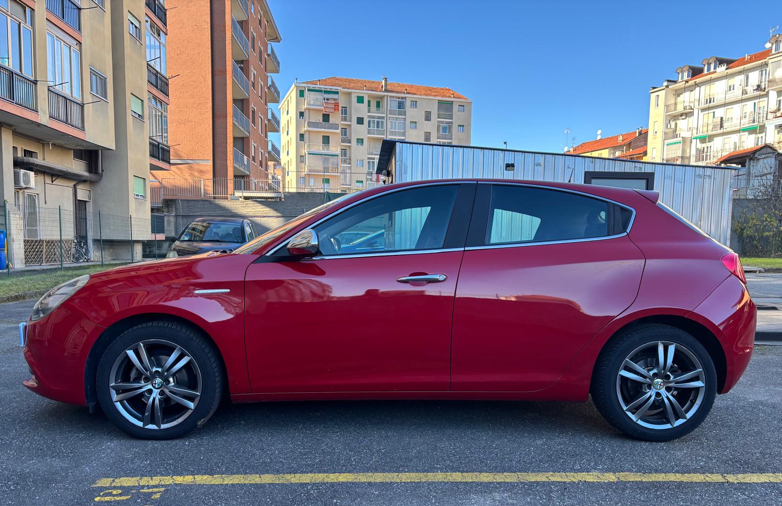 
								ALFA ROMEO GIULIETTA MY2014 1.6 MJT 105CV full									