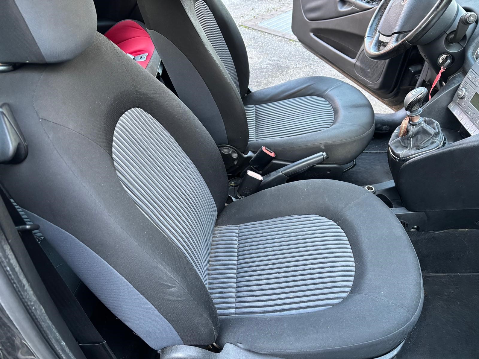 
								LANCIA YPSILON 1.2 PLATINO full									