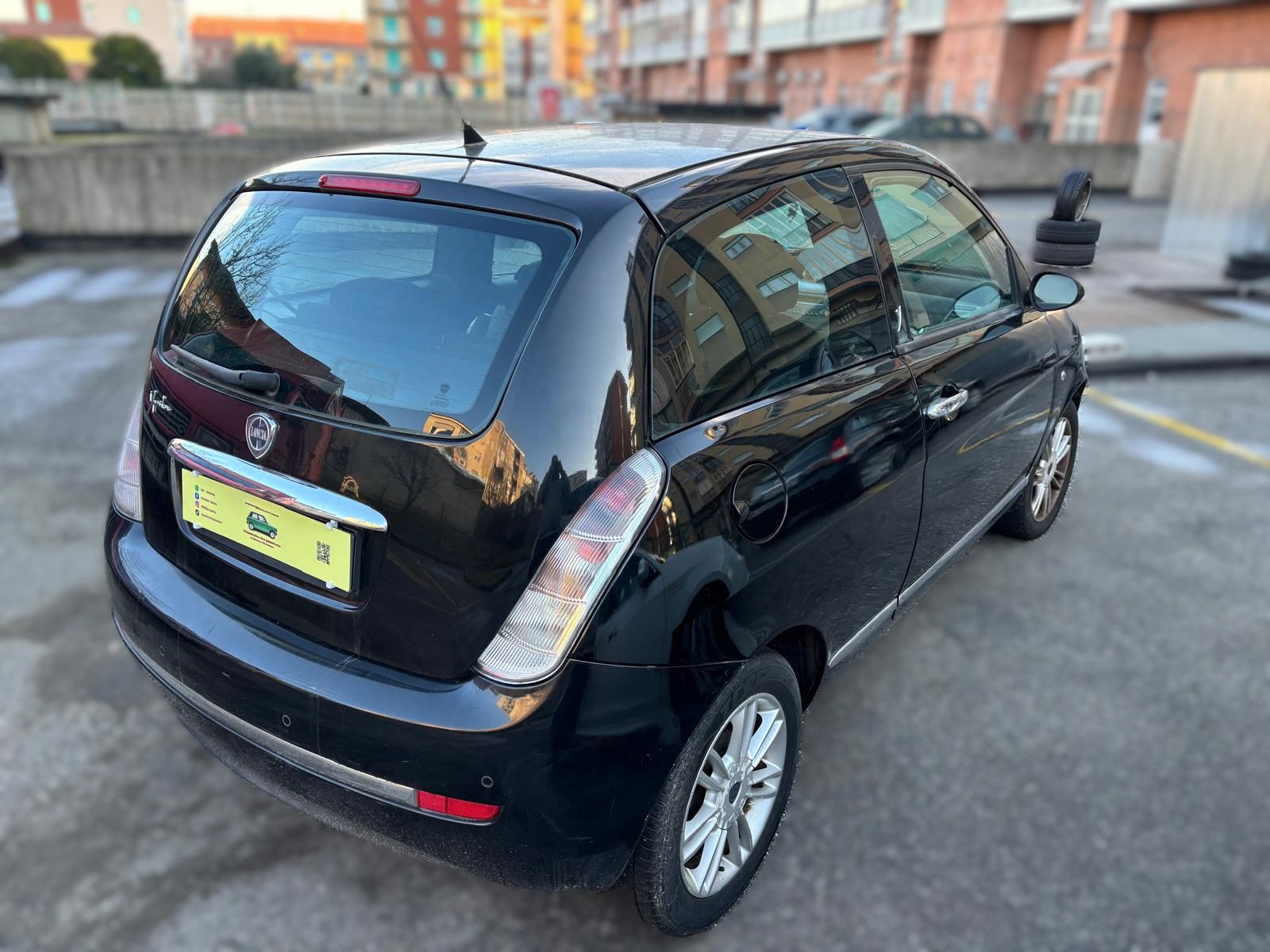 
								LANCIA YPSILON 1.2 PLATINO full									