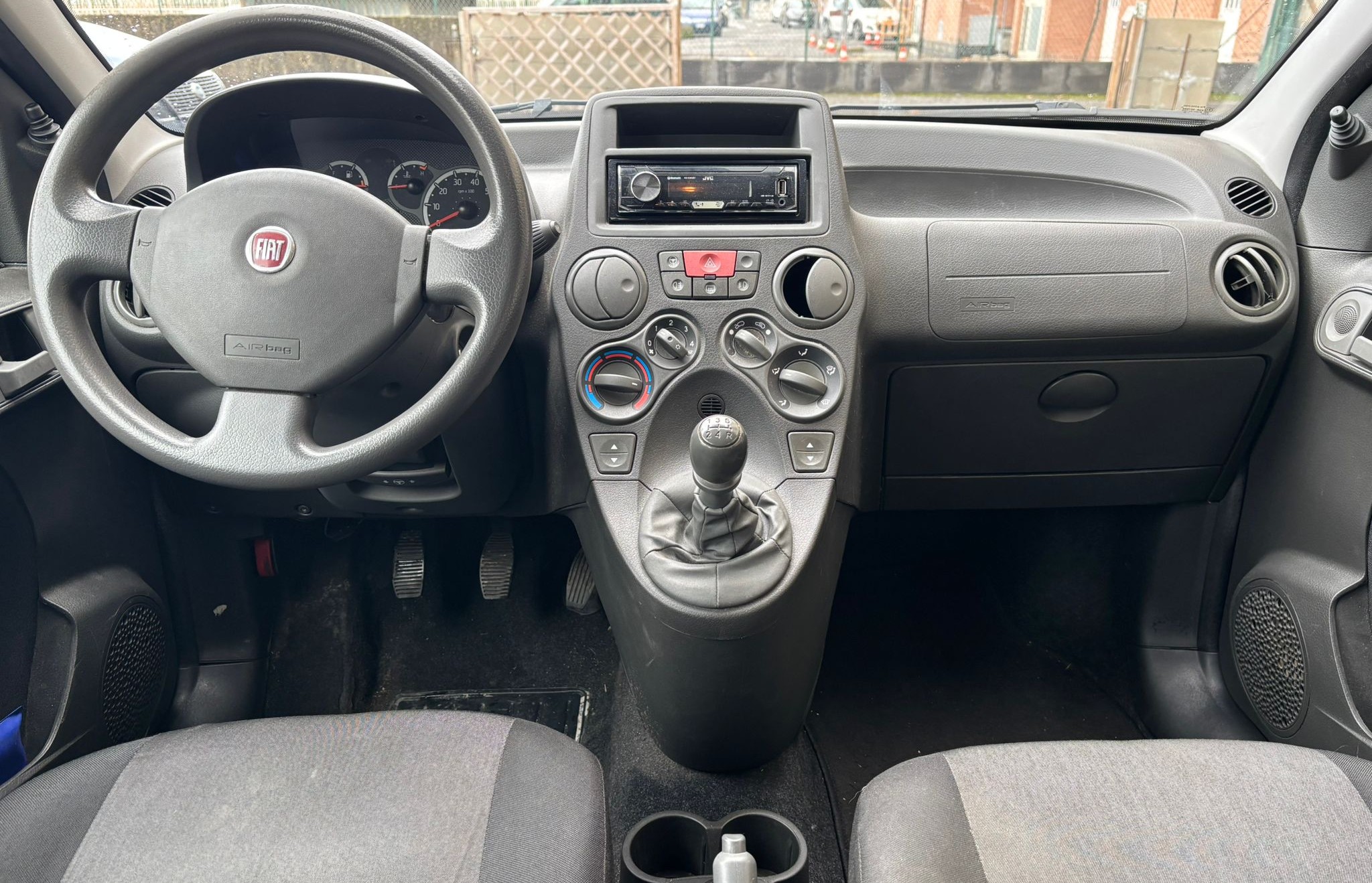
								FIAT PANDA 1.2 DYNAMIC 2011 full									
