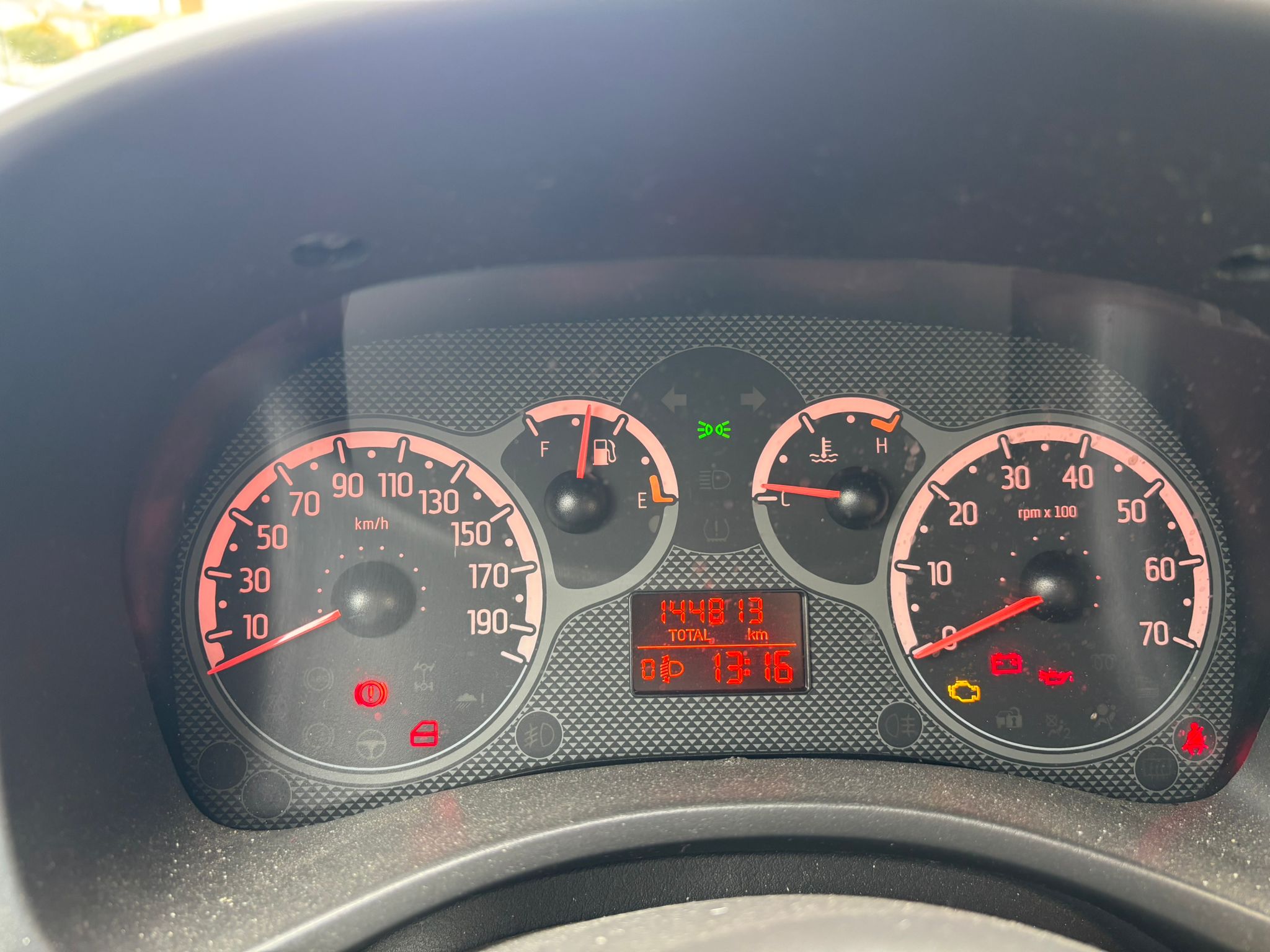 
								FIAT PANDA 1.2 DYNAMIC 2011 full									