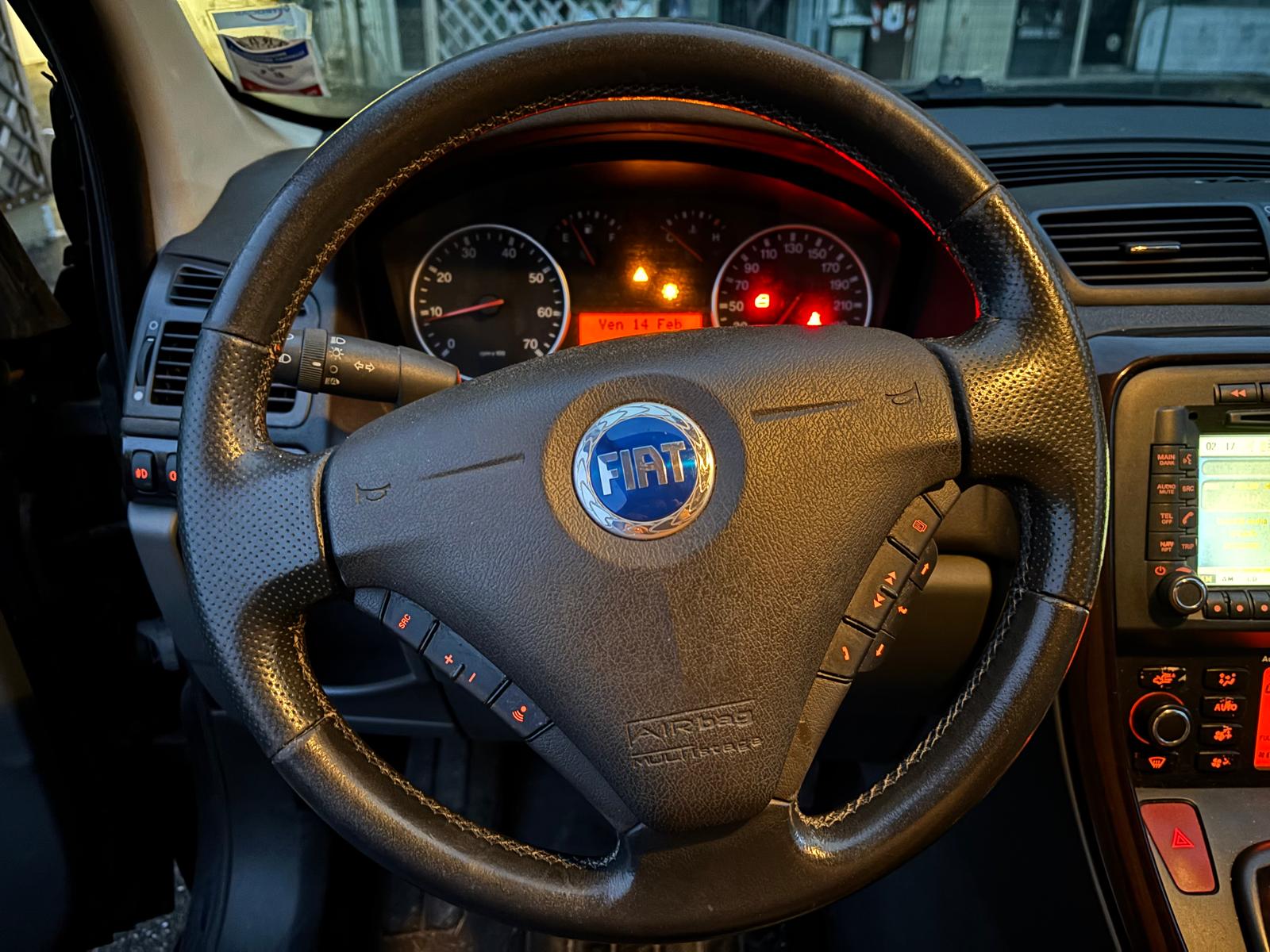 
								FIAT CROMA MUST EDITION 1.9JTDm 150CV full									