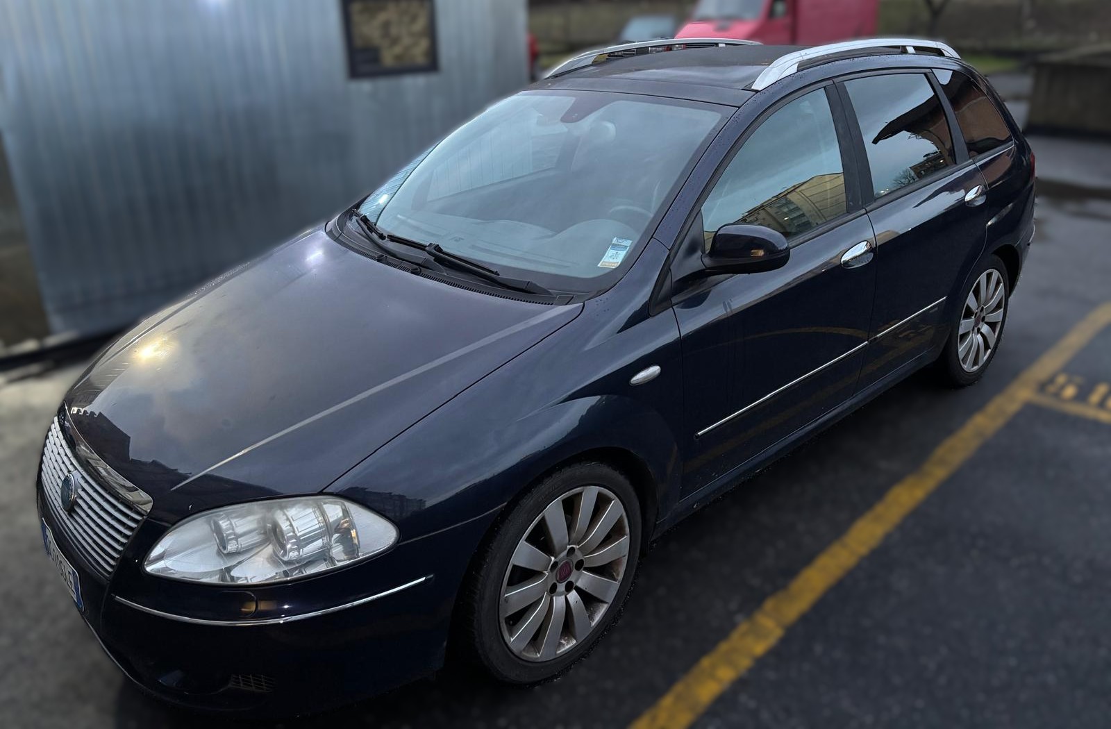 
								FIAT CROMA MUST EDITION 1.9JTDm 150CV full									