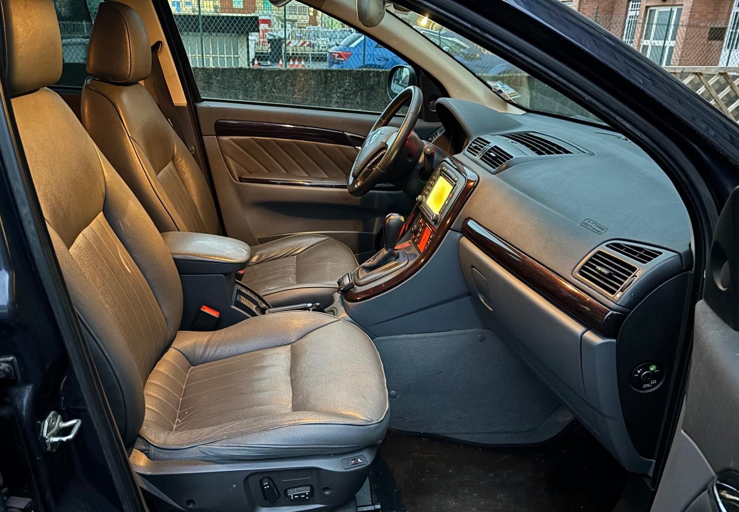 
								FIAT CROMA MUST EDITION 1.9JTDm 150CV full									