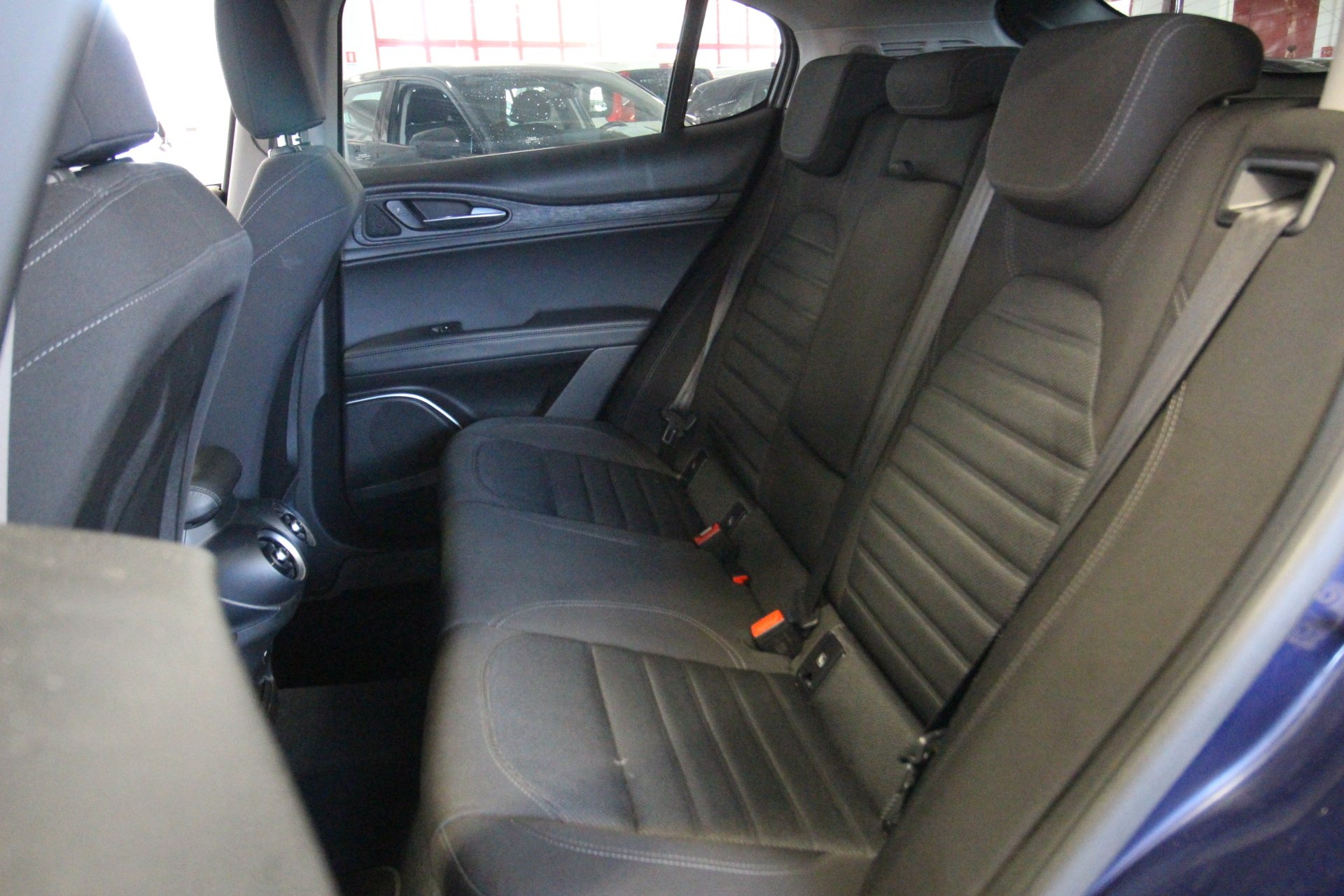
								ALFA ROMEO STELVIO 2.2 JTDm 190CV RWD BUSINESS full									