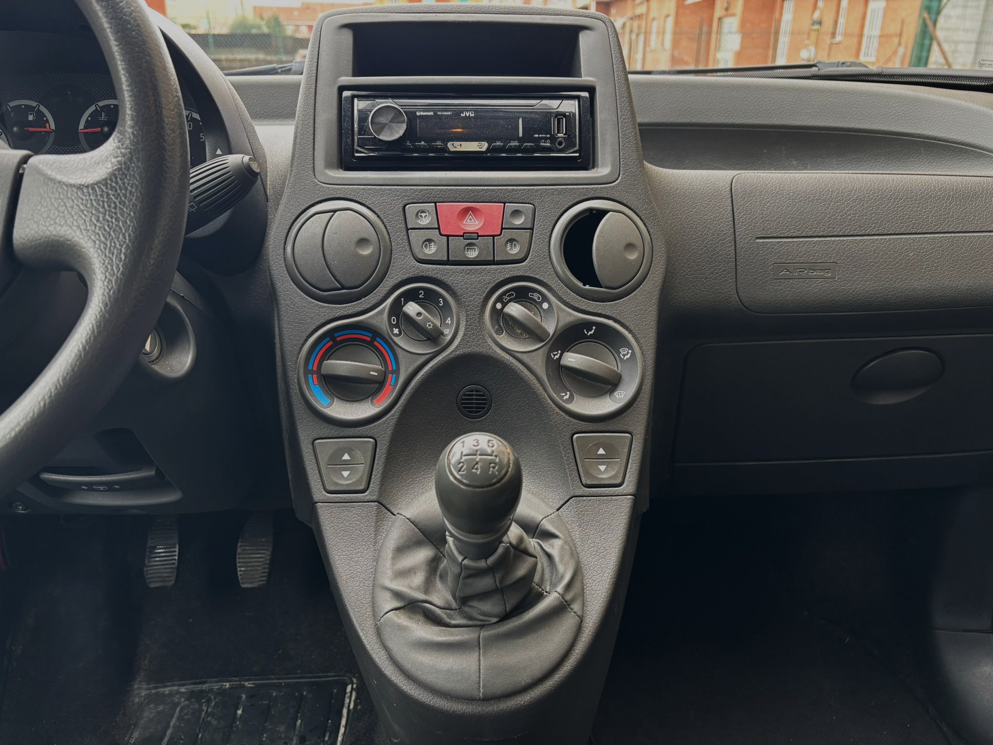 
								FIAT PANDA 1.2 EURO 5 69cv 2011 full									