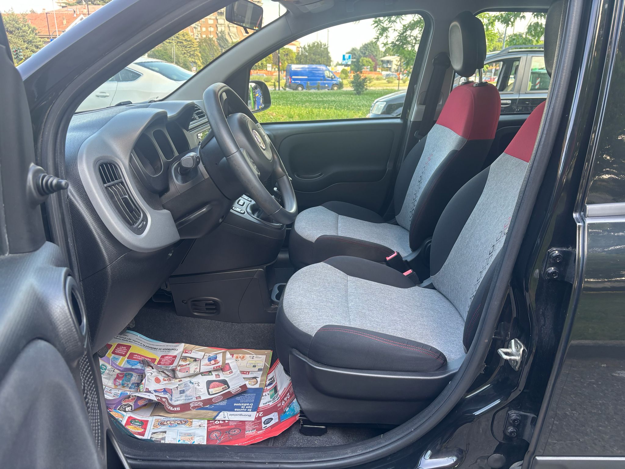 
								FIAT PANDA 1.2 LOUNGE ANNO 2019 full									