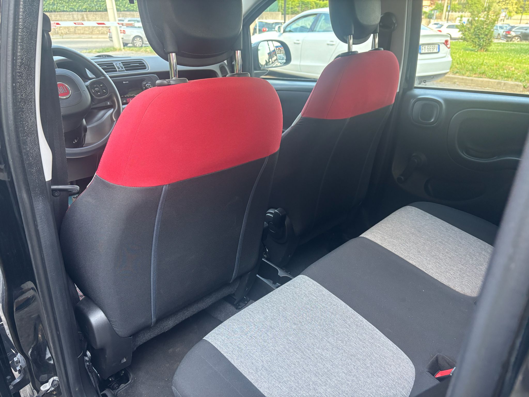 
								FIAT PANDA 1.2 LOUNGE ANNO 2019 full									