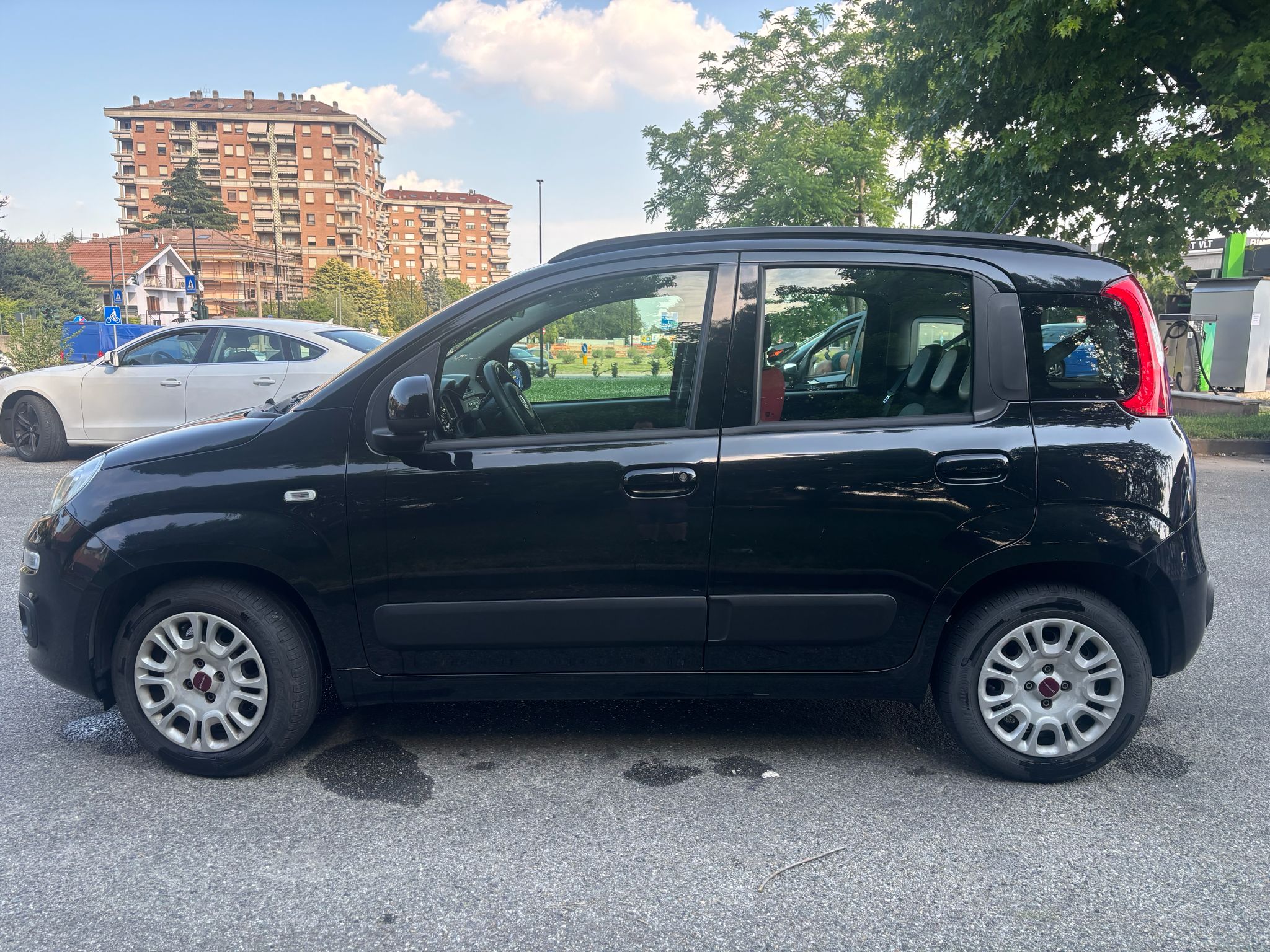 
								FIAT PANDA 1.2 LOUNGE ANNO 2019 full									