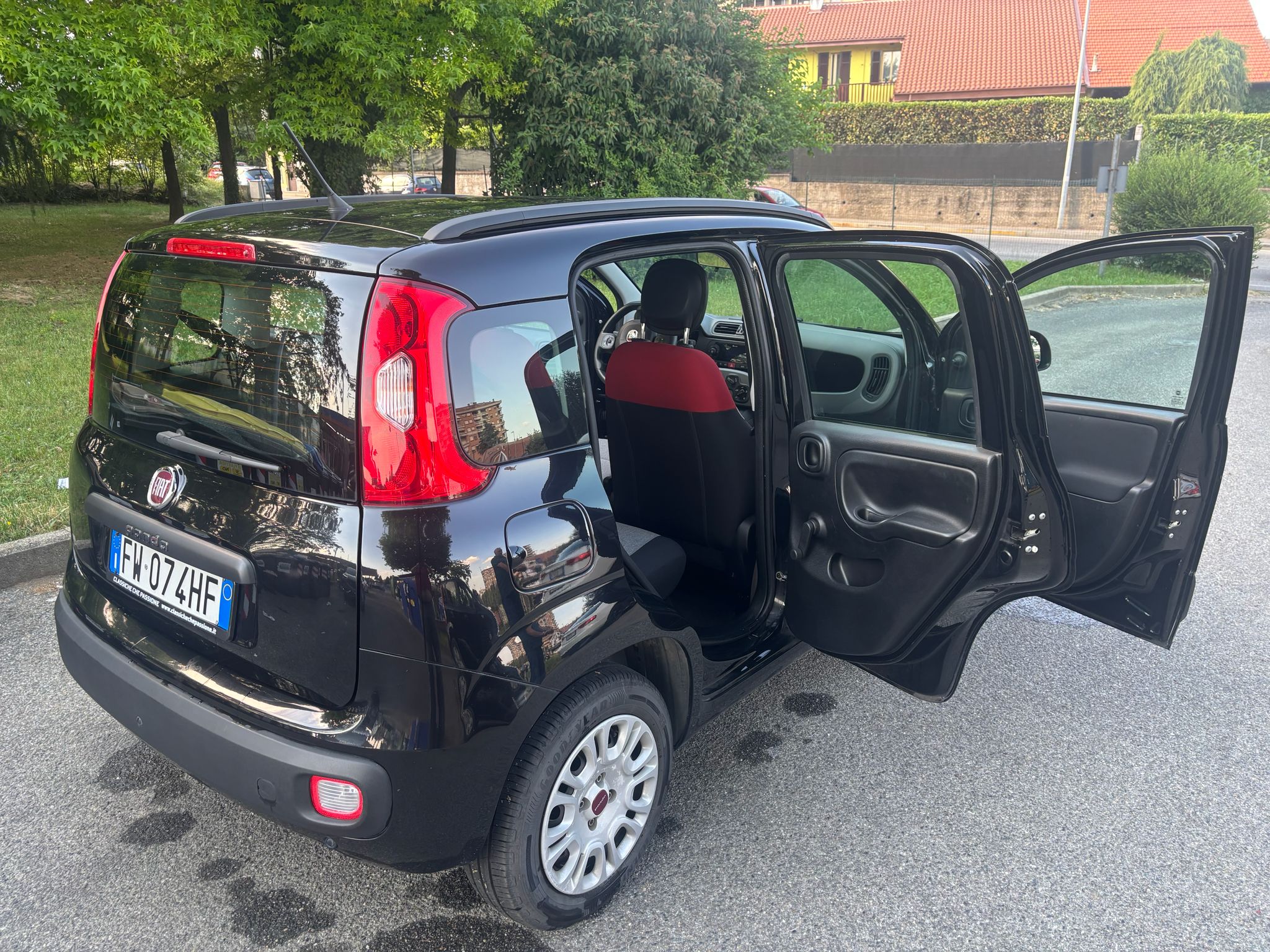 
								FIAT PANDA 1.2 LOUNGE ANNO 2019 full									