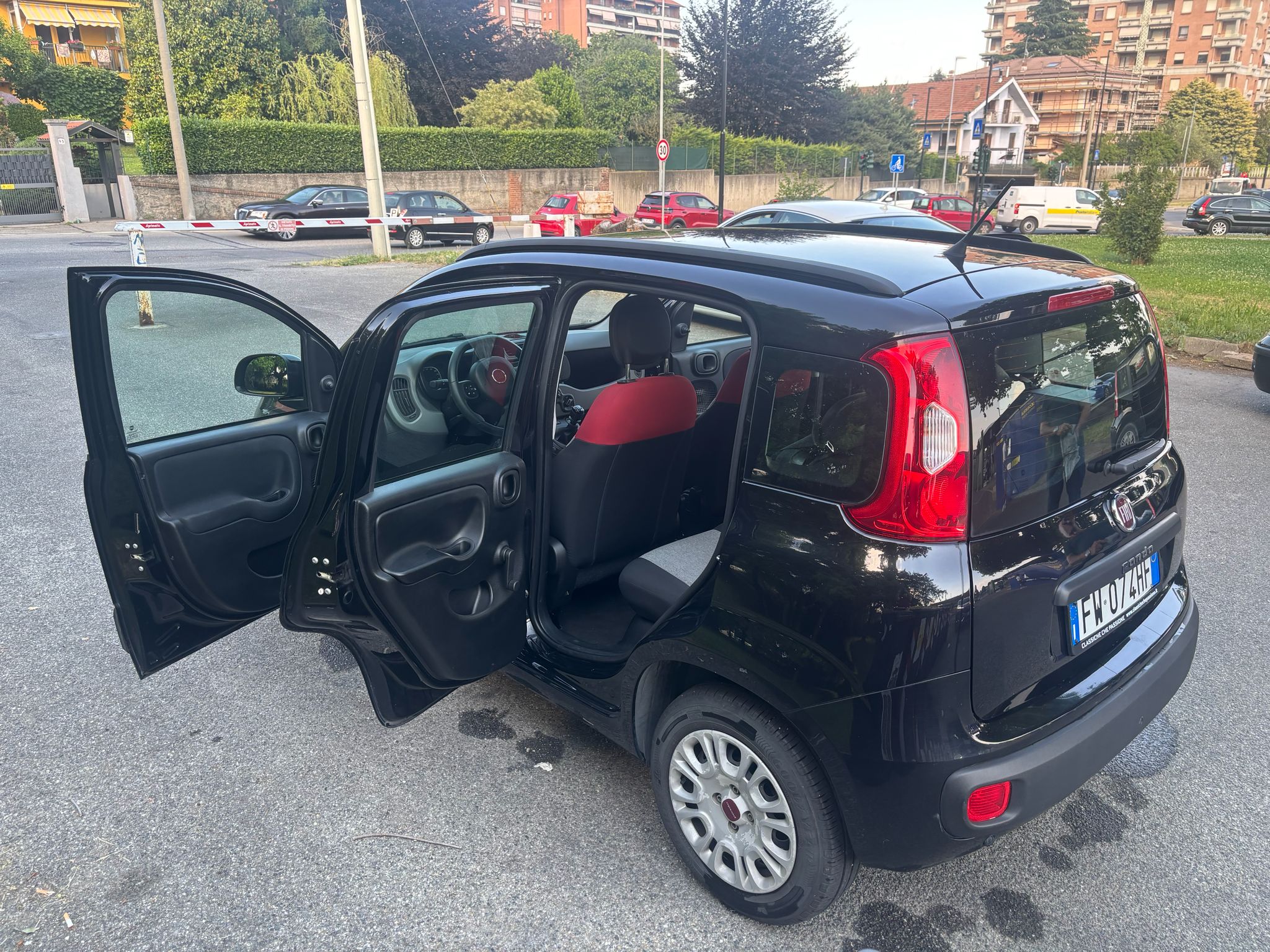 
								FIAT PANDA 1.2 LOUNGE ANNO 2019 full									