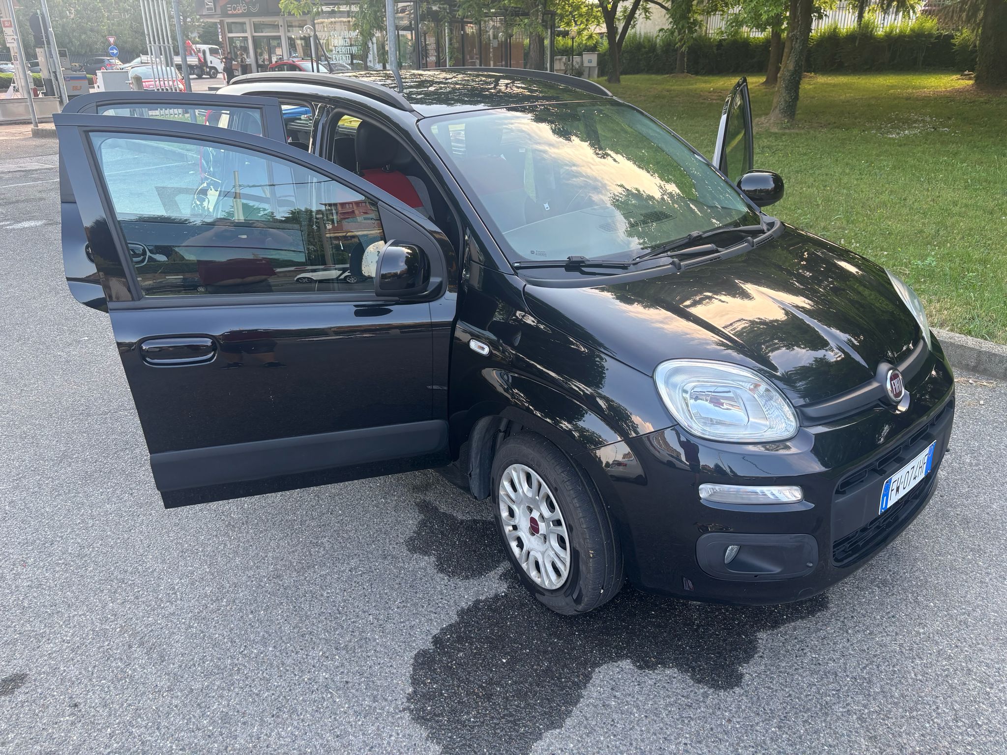 
								FIAT PANDA 1.2 LOUNGE ANNO 2019 full									
