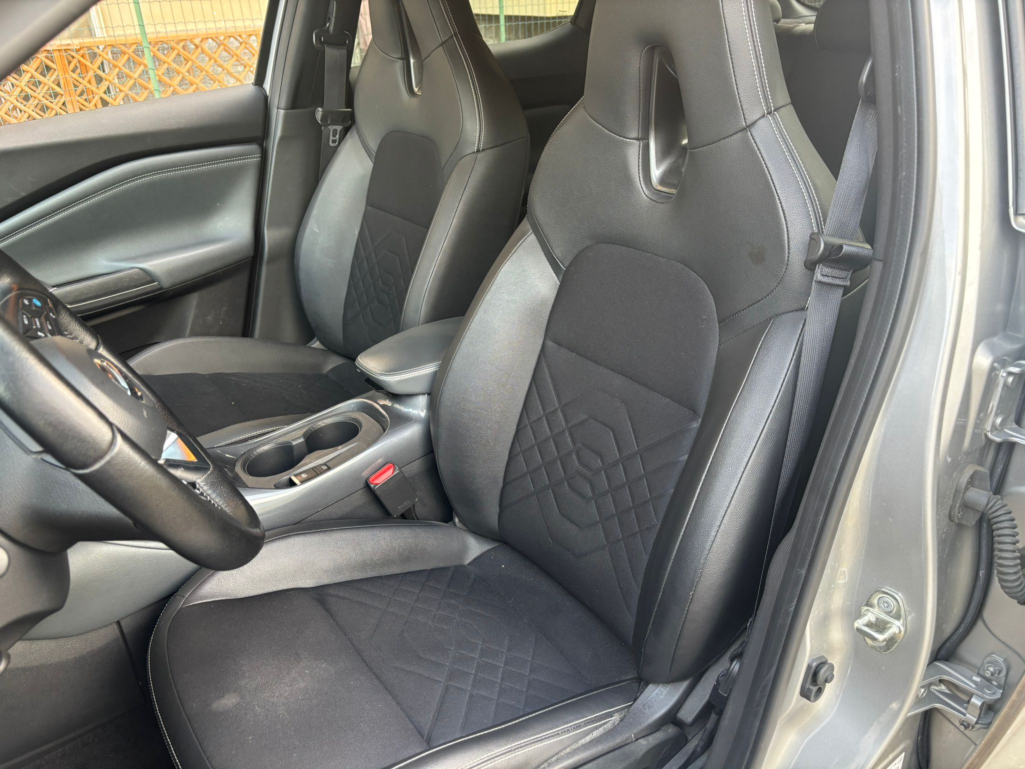 
								NISSAN JUKE 1.0 BENZINA TECKNA ANNO 2020 full									