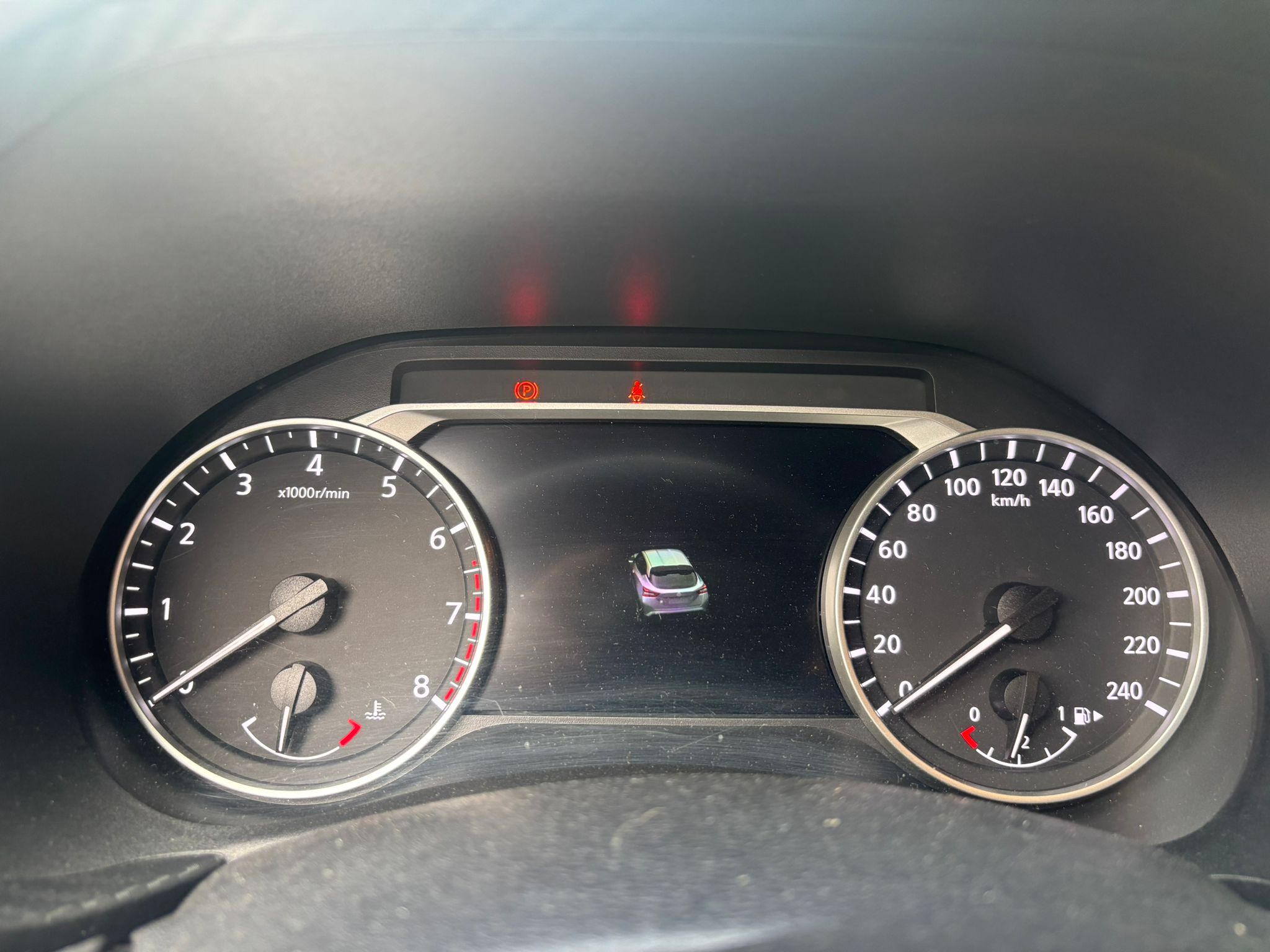 
								NISSAN JUKE 1.0 BENZINA TECKNA ANNO 2020 full									