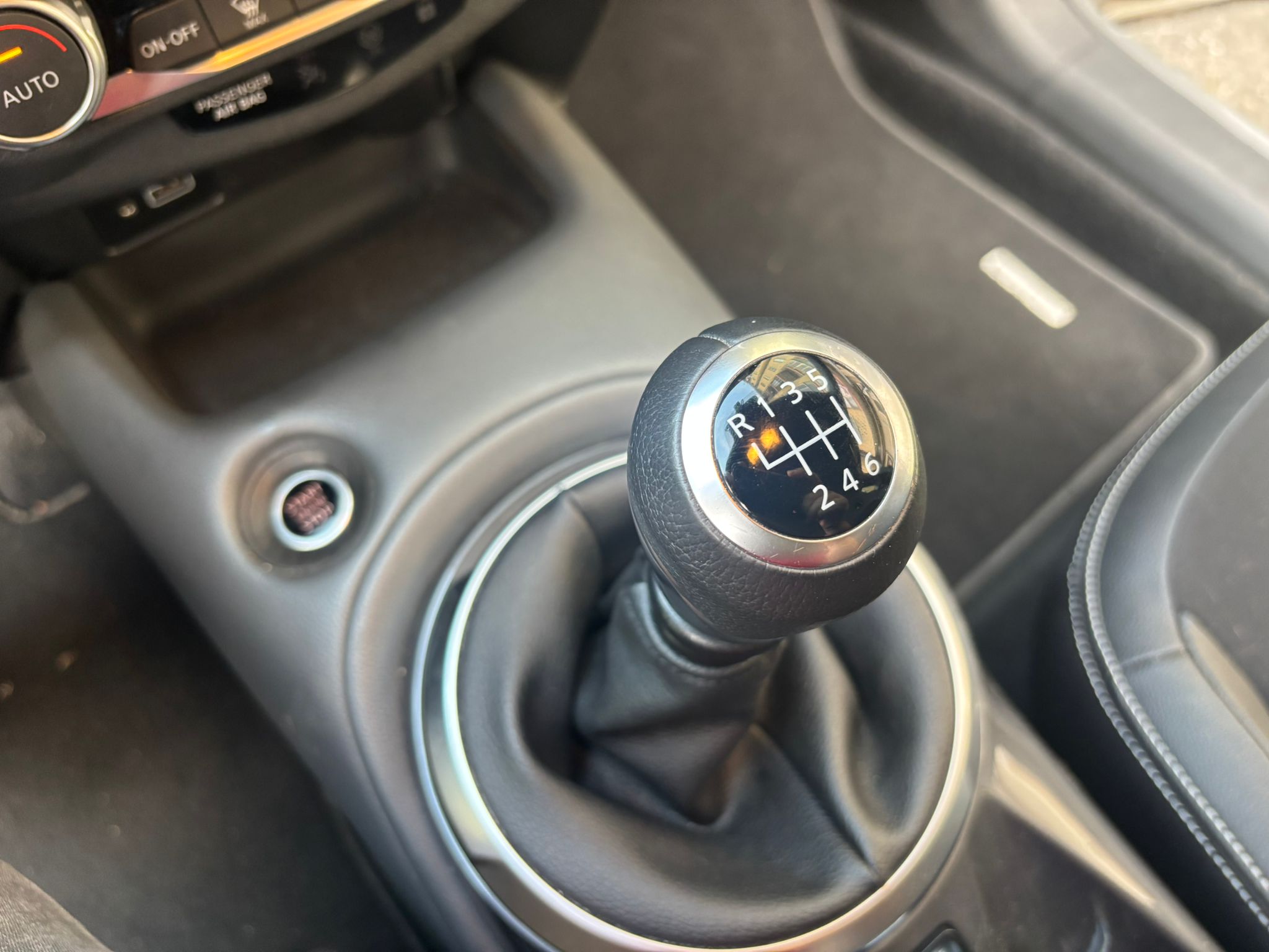 
								NISSAN JUKE 1.0 BENZINA TECKNA ANNO 2020 full									