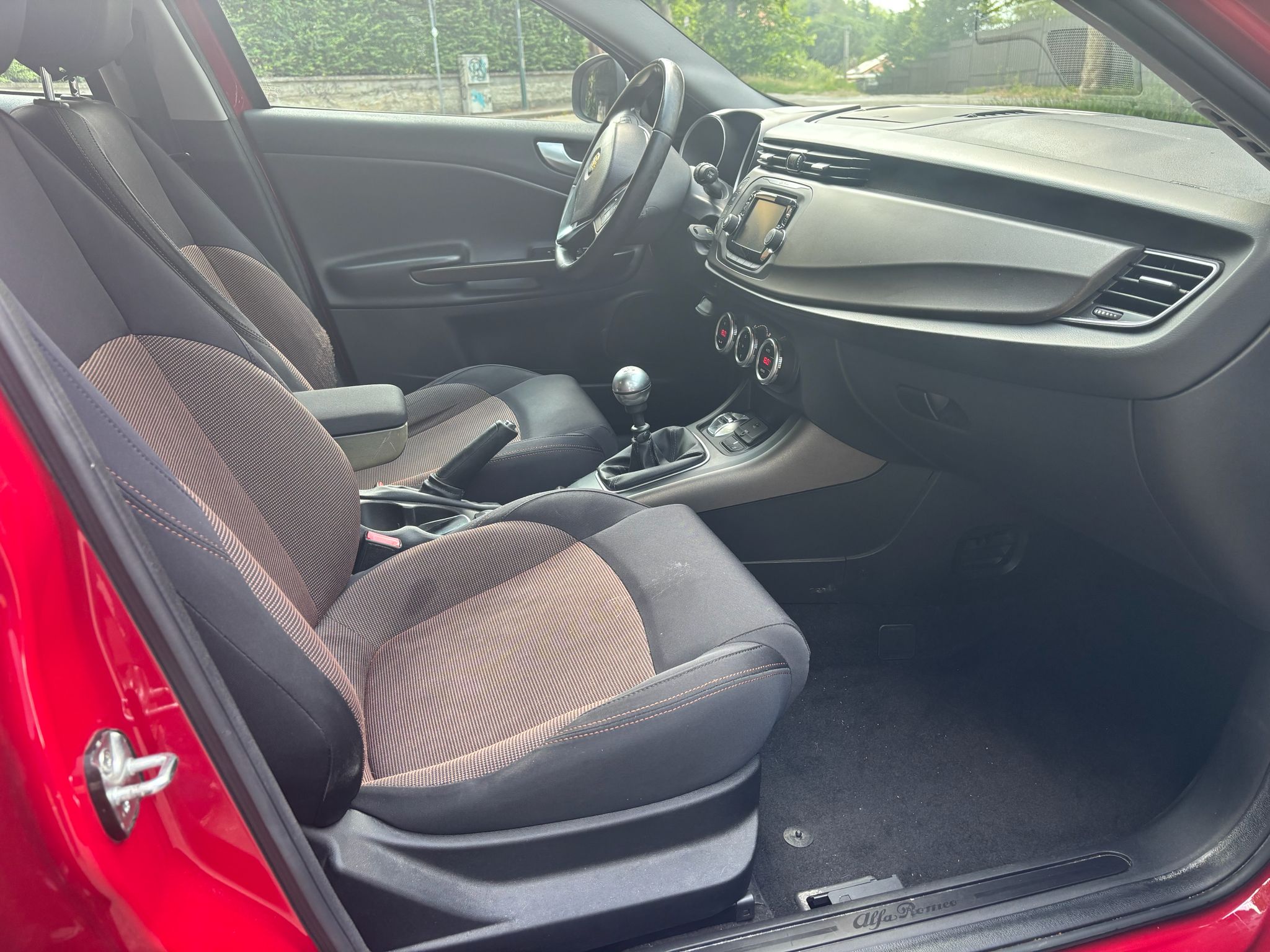 
								ALFA ROMEO GIULIETTA 1.6 JTDm 2014 full									