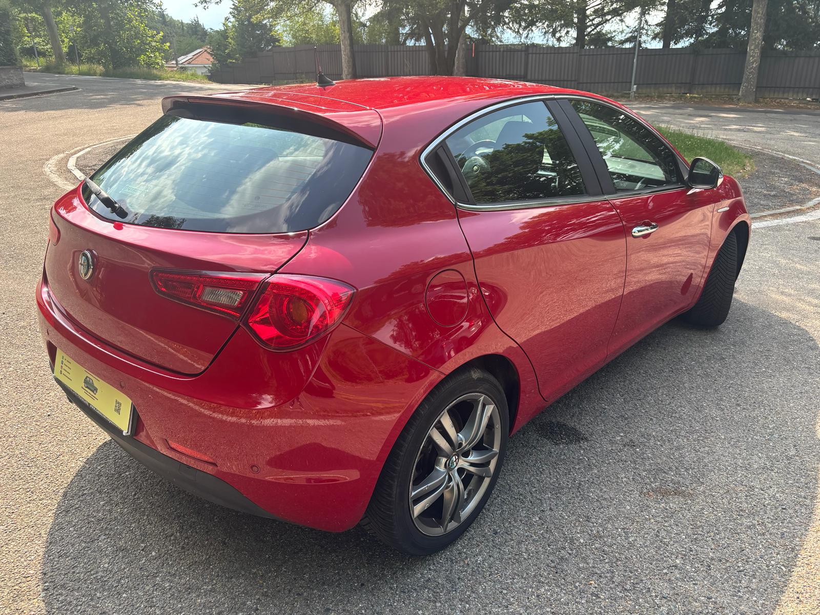 
								ALFA ROMEO GIULIETTA 1.6 JTDm 2014 full									