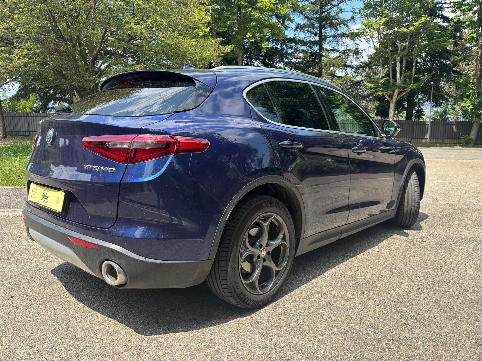 
								ALFA ROMEO STELVIO 2.2 JTDm 190CV RWD BUSINESS full									