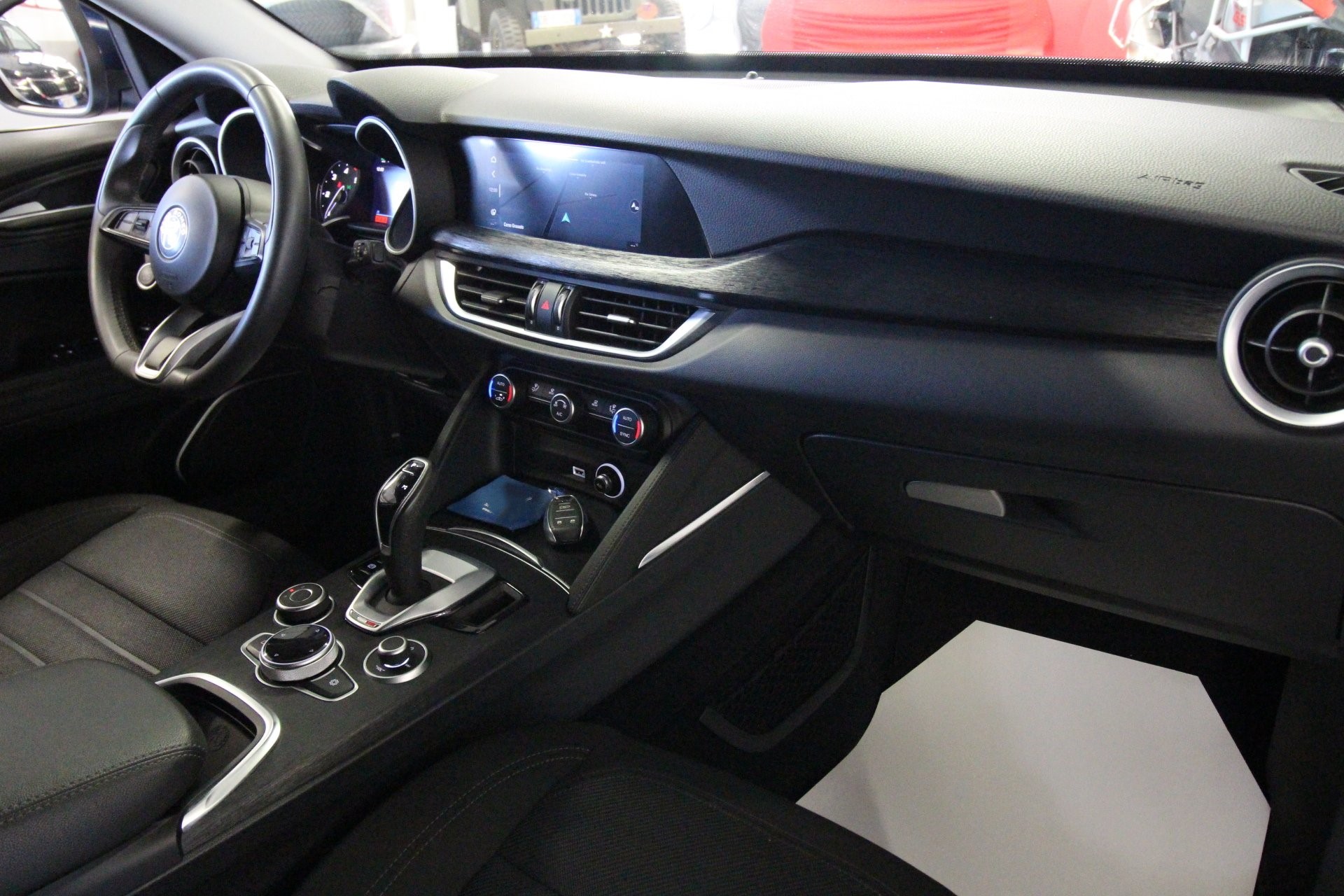 
								ALFA ROMEO STELVIO 2.2 JTDm 190CV RWD BUSINESS full									